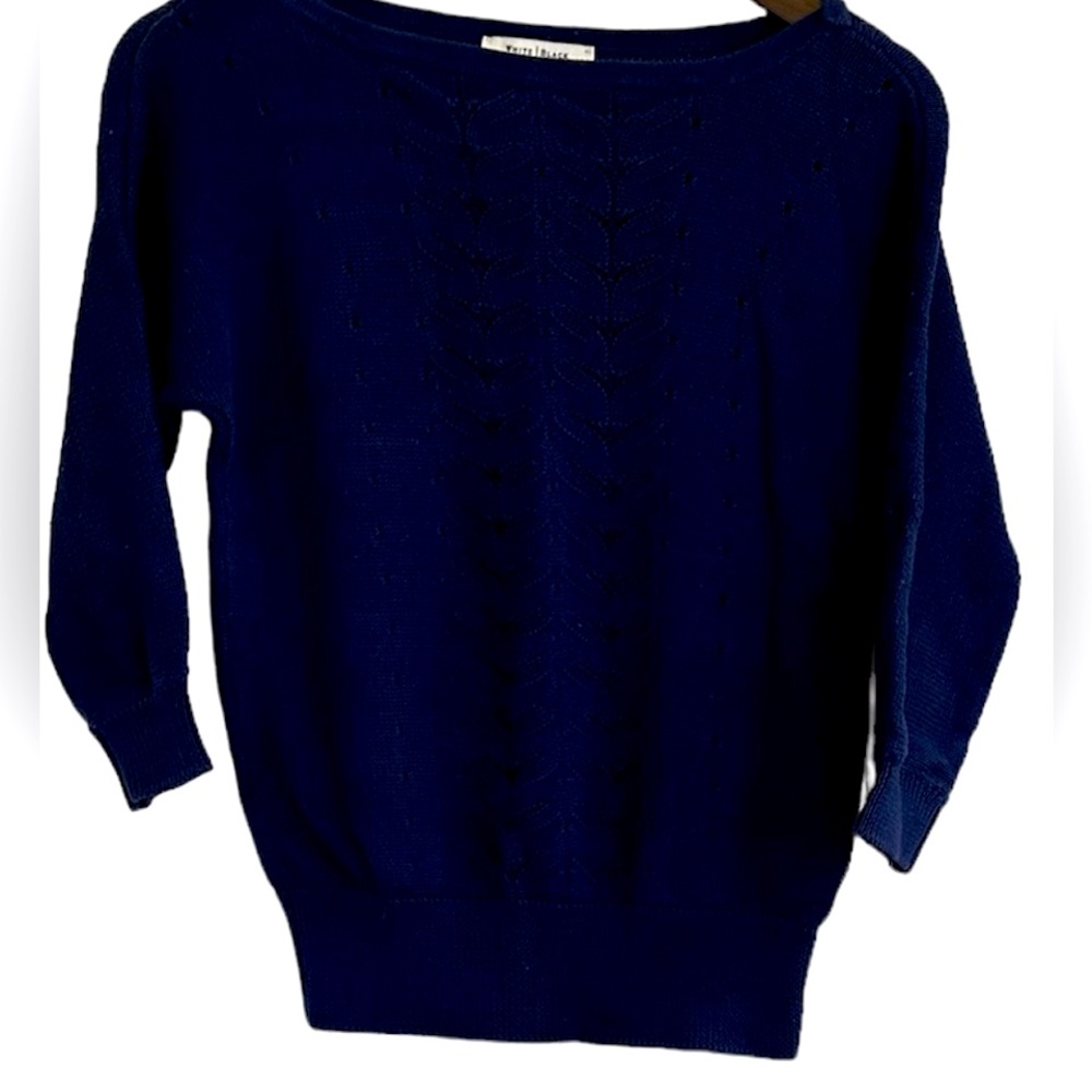 White House, black market navy blue knit sweater women XS